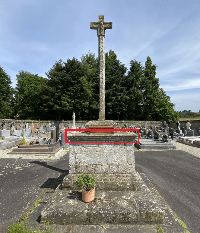 Croix du cimetière de Lantillac