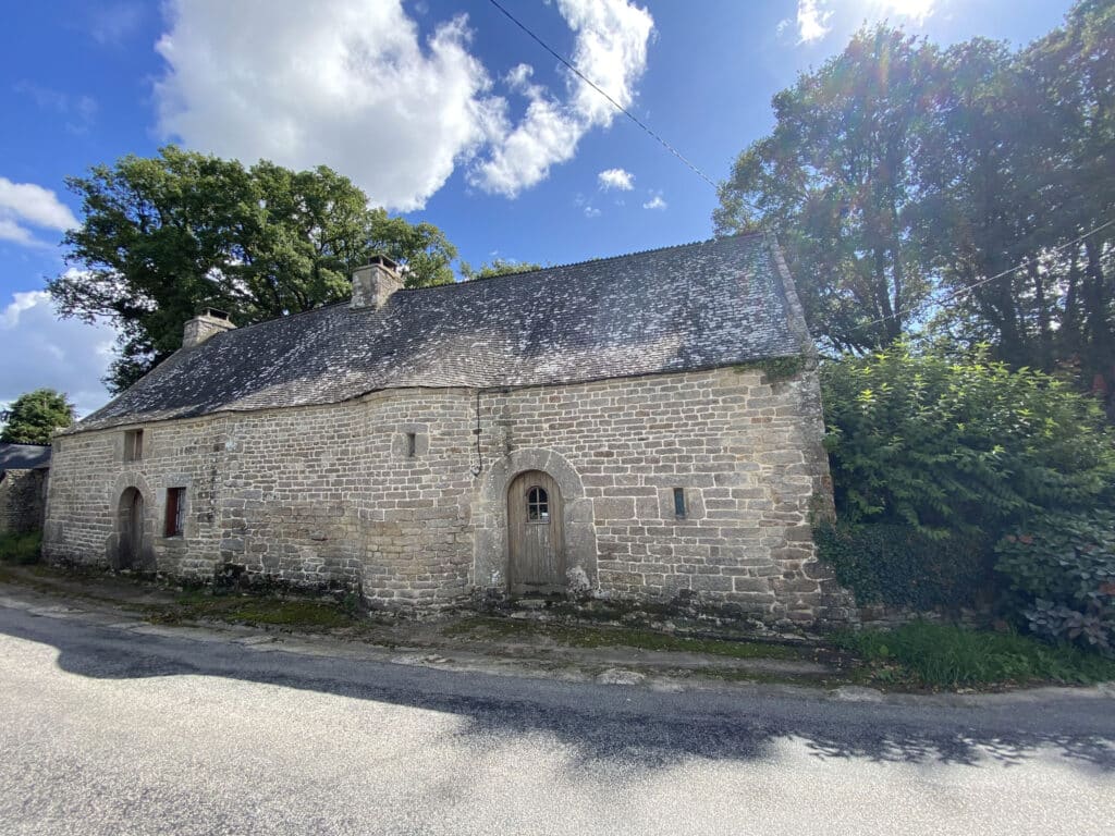 Maison, La ville au Lau