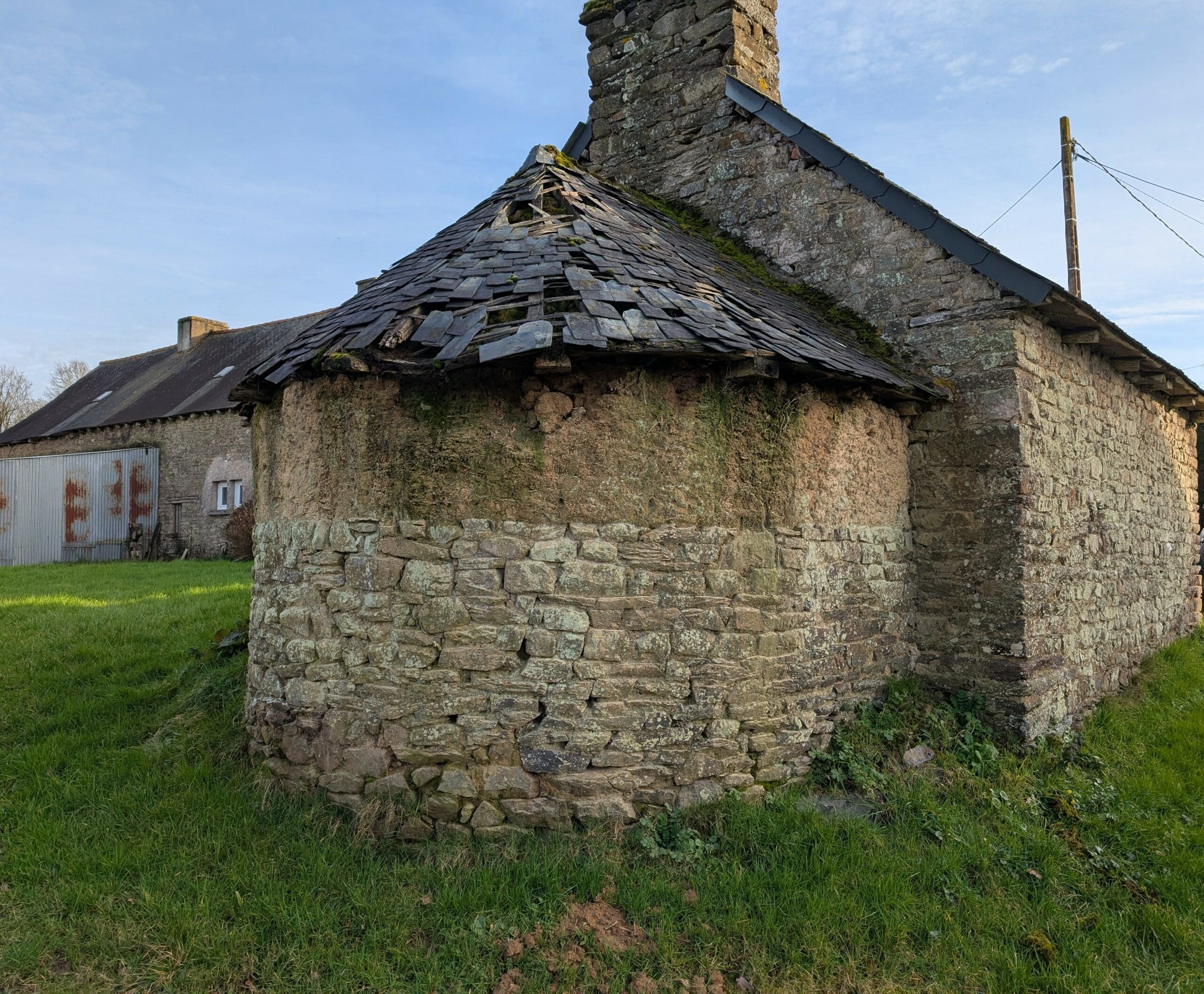 Four à pain en bauge, La Ville Agnès, Néant-sur-Yvel