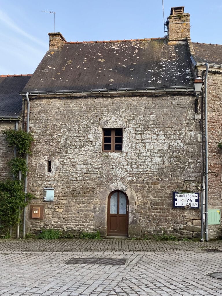 Maison n°5, Place de l’Église