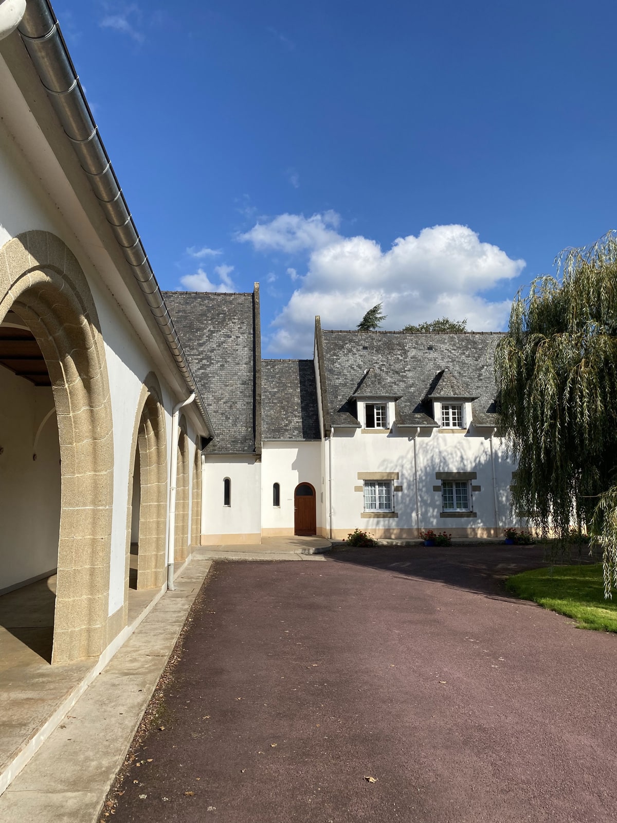 Abbaye la Joie Notre-Dame - Vue ouest