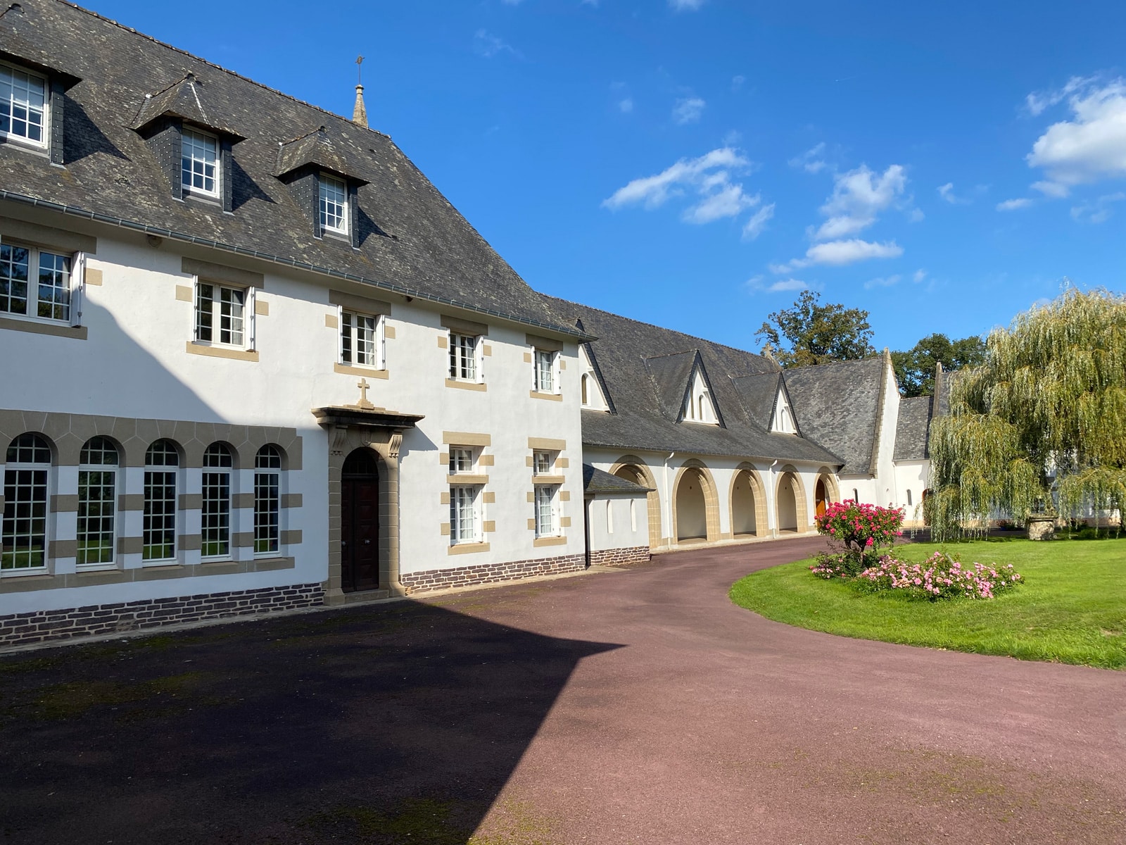 Abbaye la Joie Notre-Dame - Vue sud-ouest