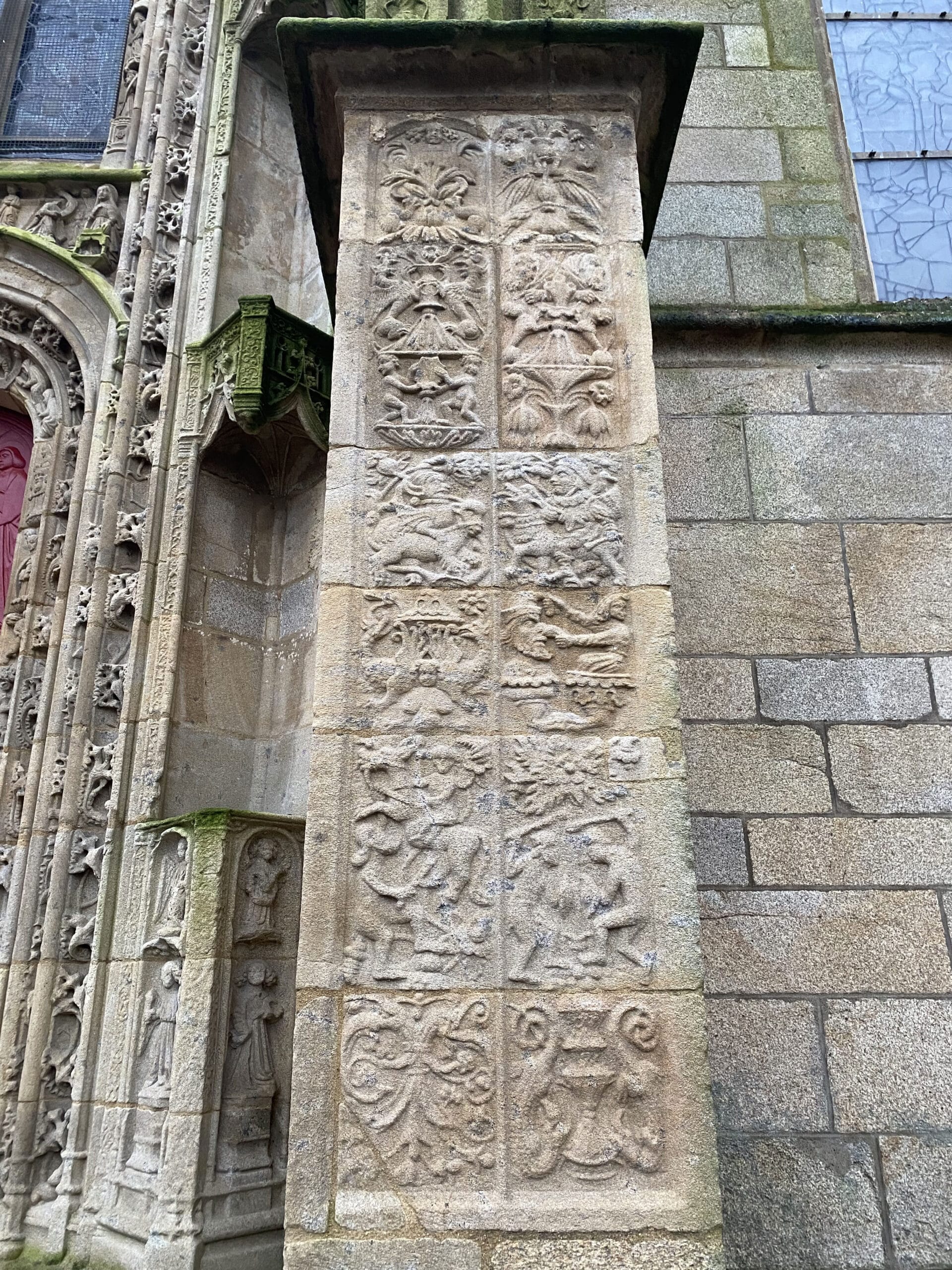 Contrefort droit, vue générale