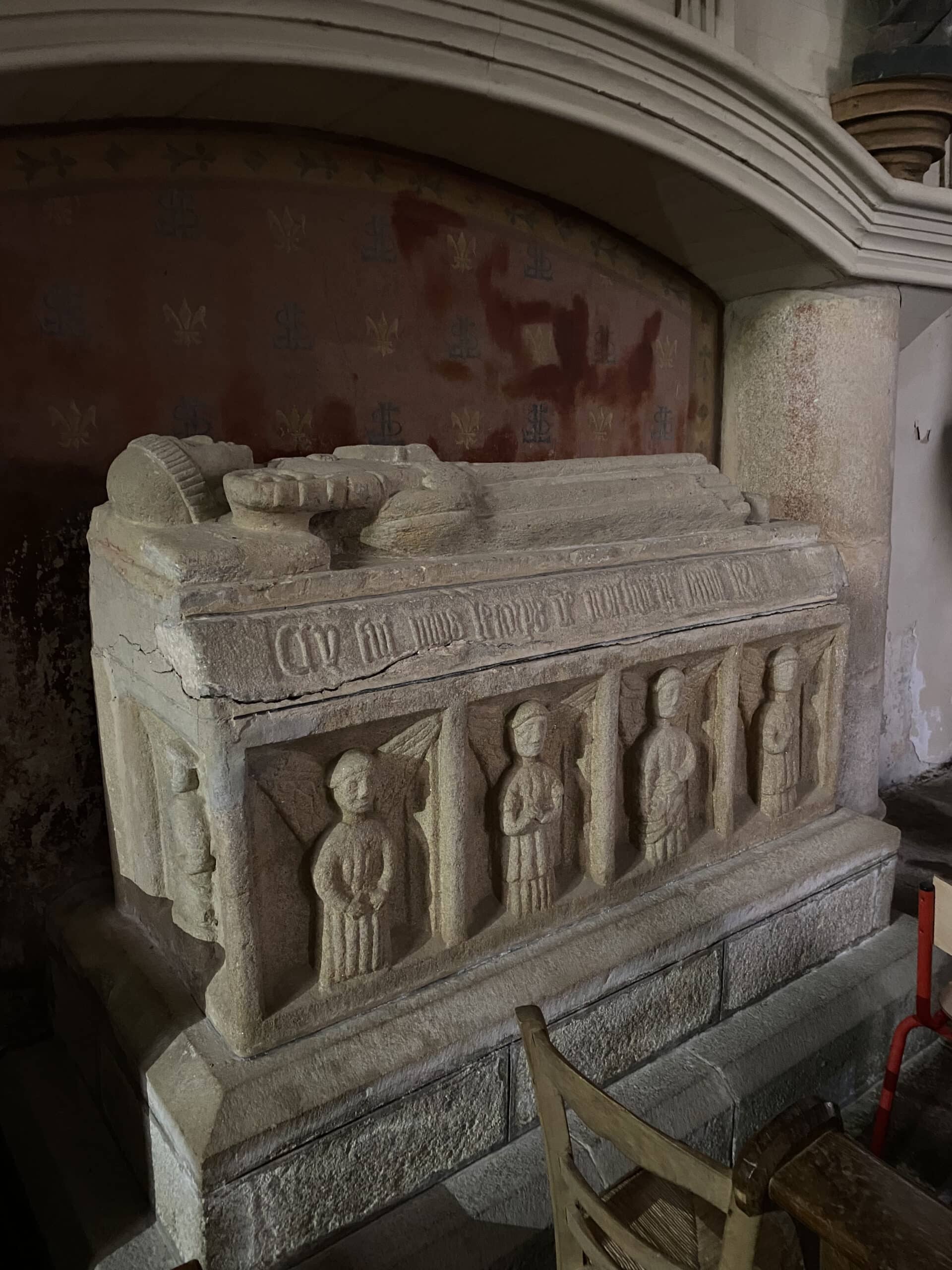 Gisant de saint Léry